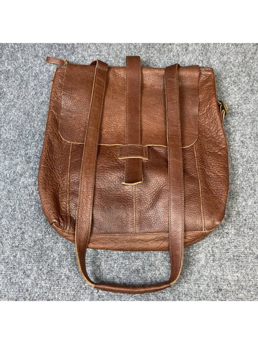 Duluth Trading Co Leather Messenger Backpack Crossbody Brown Pebbled Brass